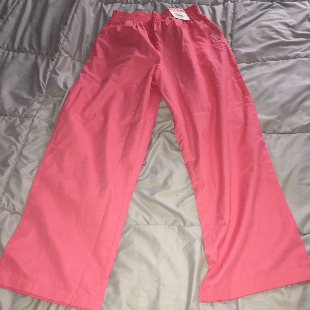 Scrubs! Medium (butter-soft by UA)